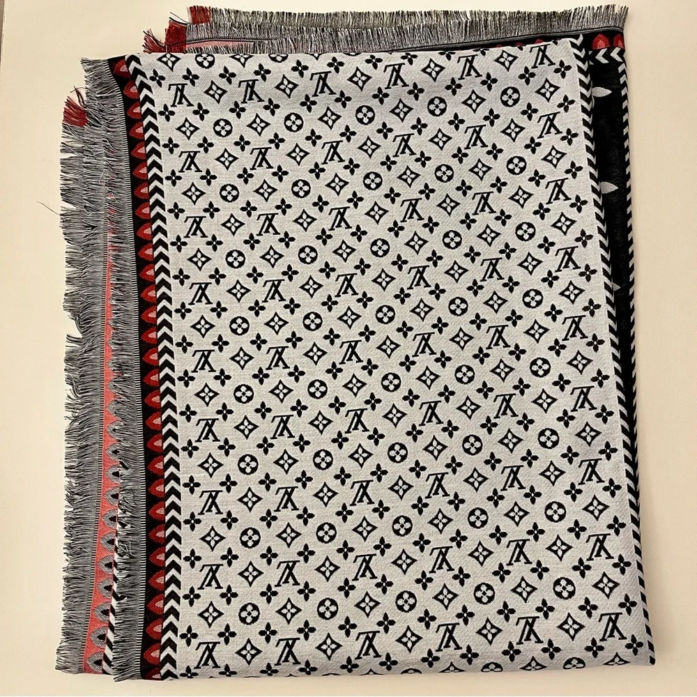 L V - New Luxury Silk & Wool Blend Monogram Scarf in Black & White